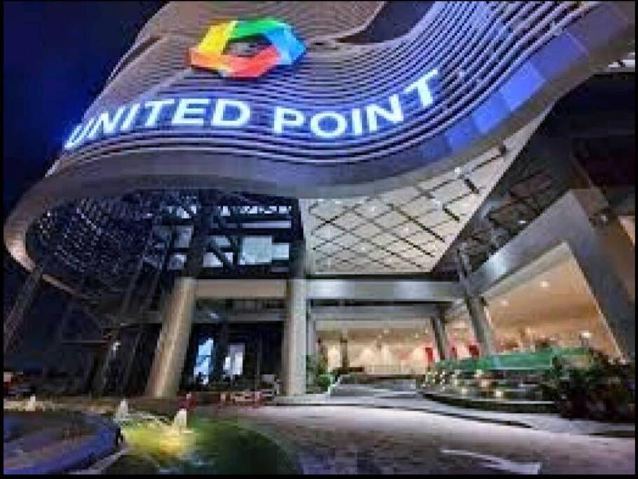 Contemporary United Point 6 Pax 现代风格 Desa Park & Mont Kiara Apartman Kuala Lumpur Kültér fotó